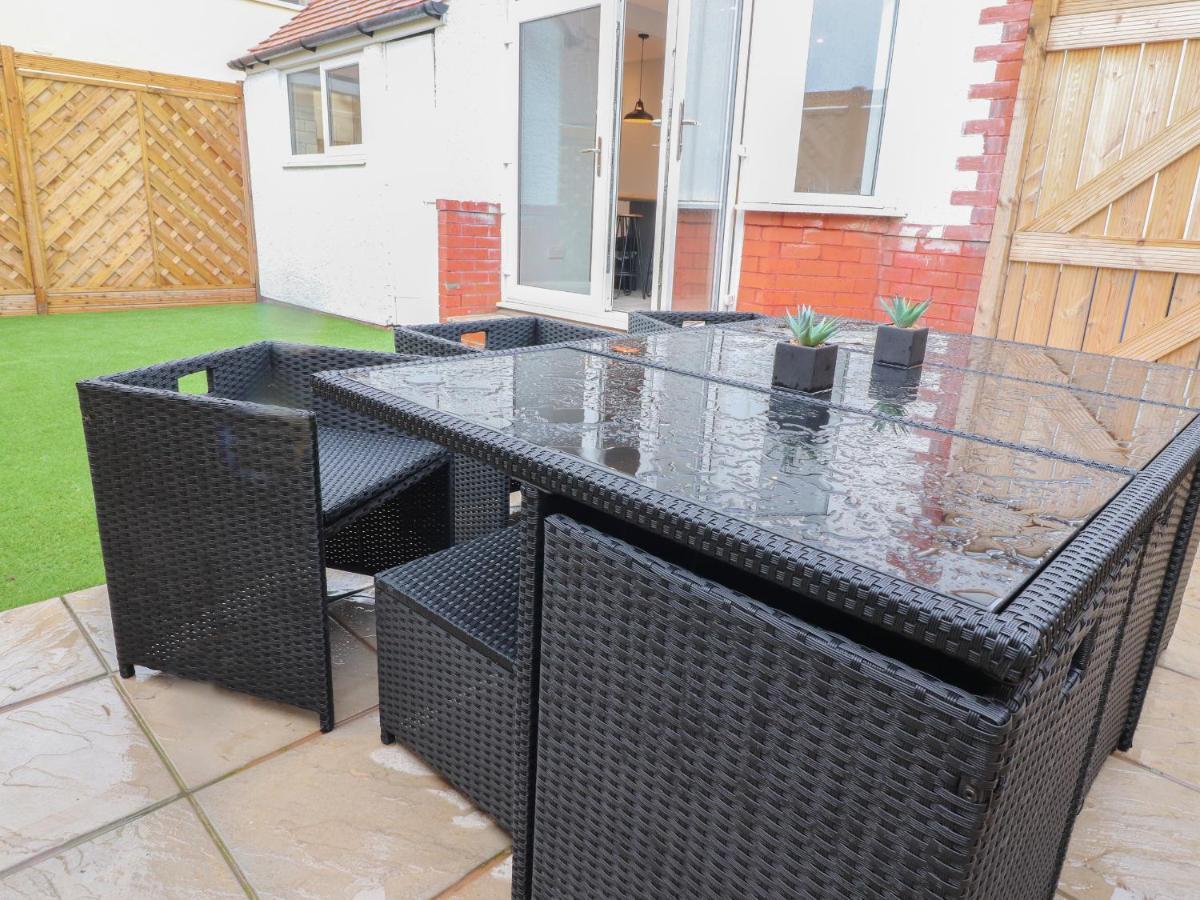 23 Ryden Avenue Cleveleys Exterior foto
